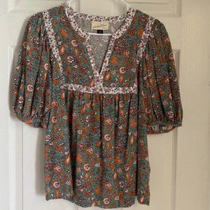 Universal Thread Women's Puff Sleeve Blouse‎ Size M